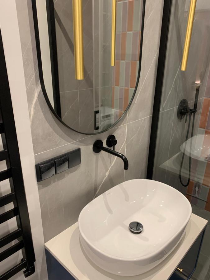 Indygo Apartment Krakau Buitenkant foto